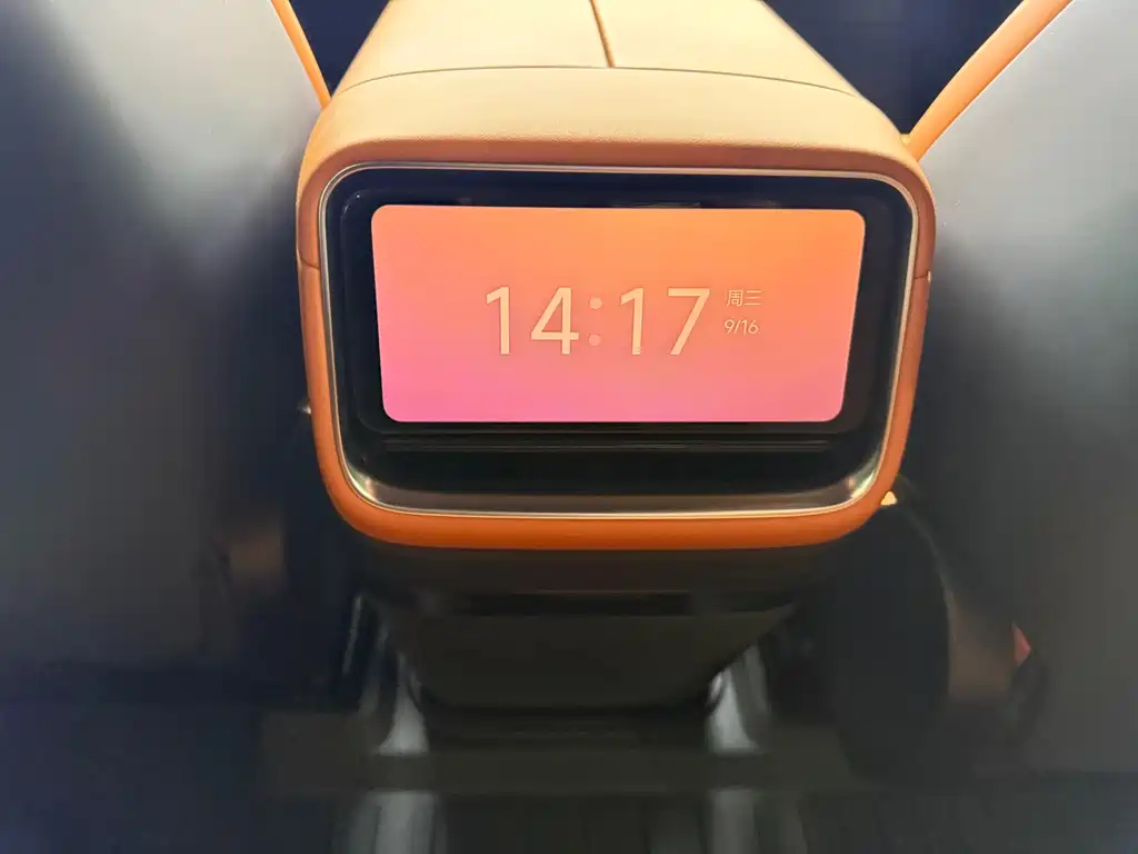 Xiaomi YU7 — фото 14