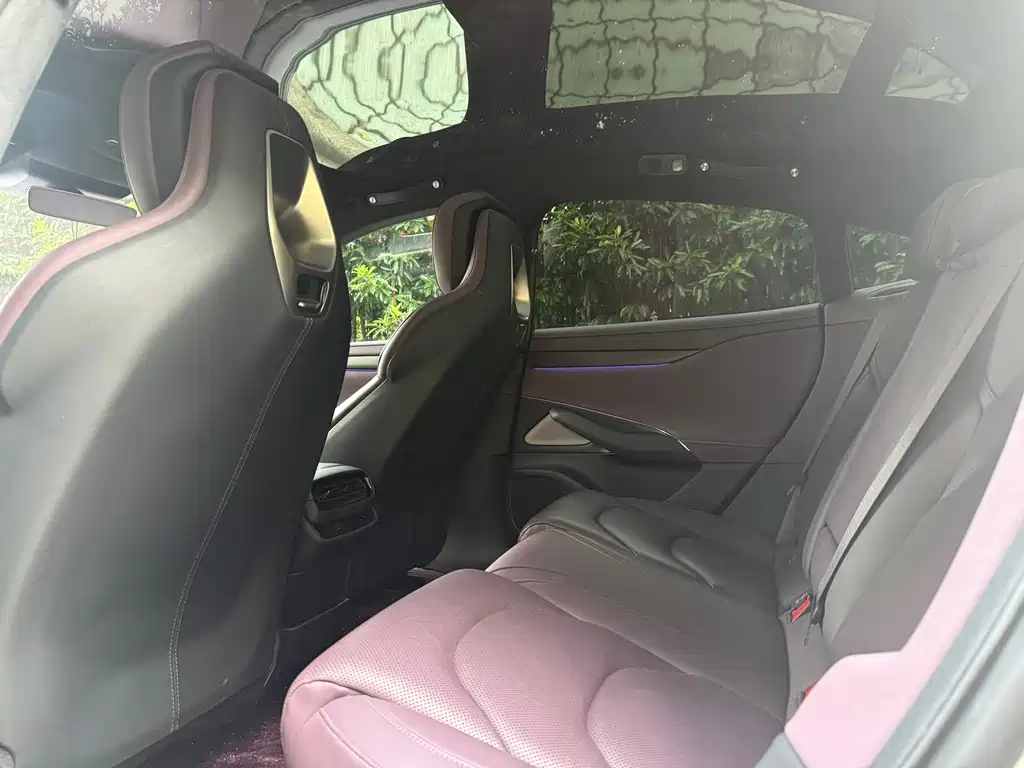 Xiaomi SU7 — фото 8