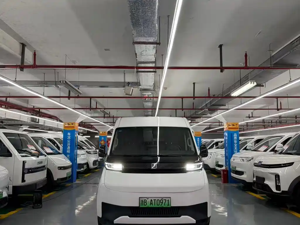 Yuan Cheng Yuan Cheng Super VAN — фото 2