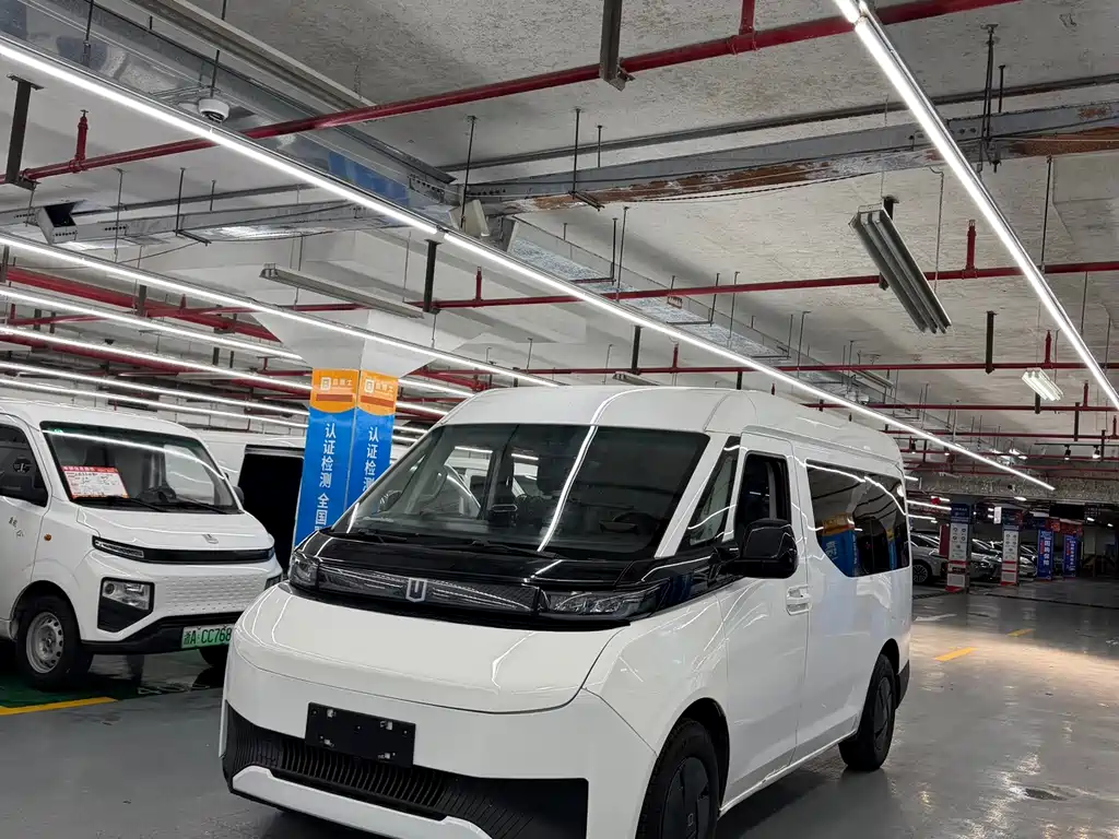Yuan Cheng Yuan Cheng Super VAN