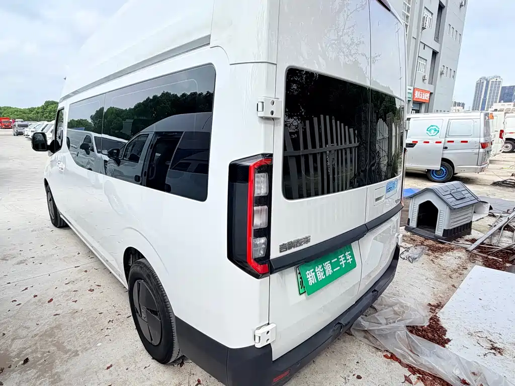 Yuan Cheng Yuan Cheng Super VAN — фото 8