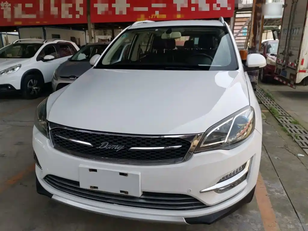 Zotye X5 — фото 3