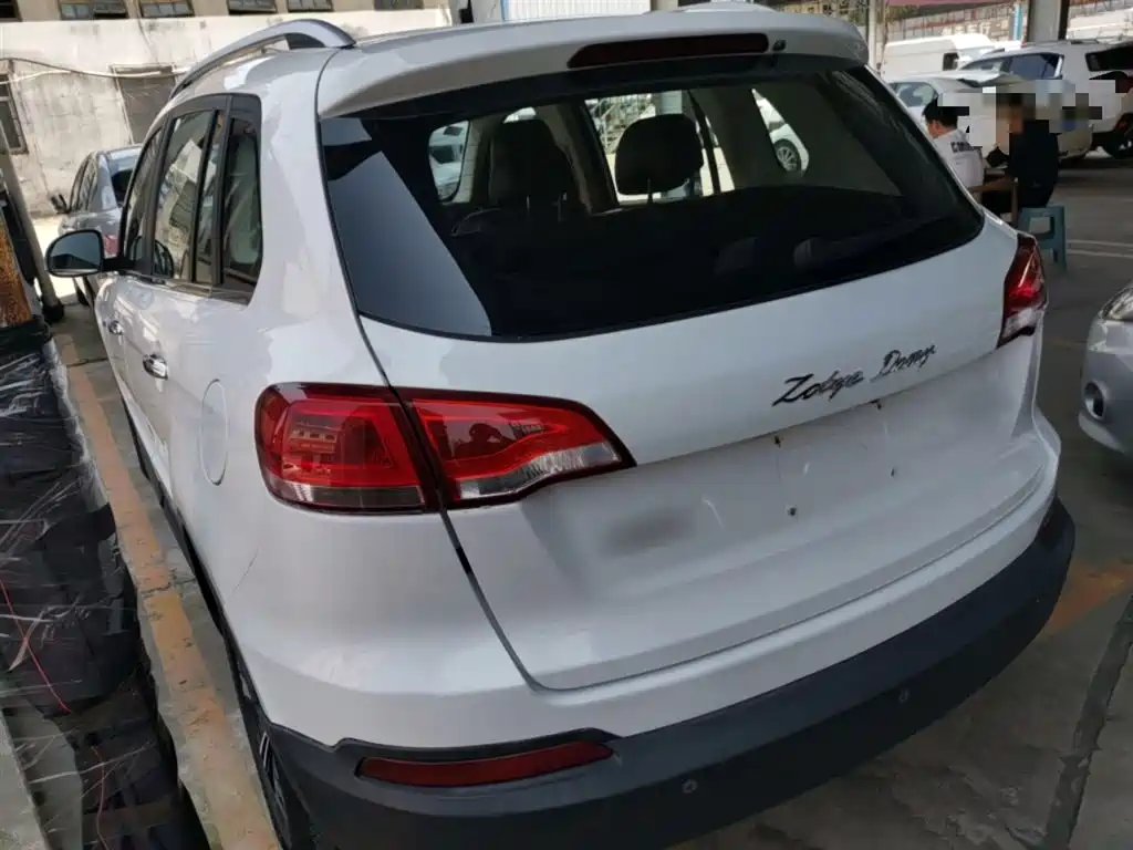 Zotye X5 — фото 5