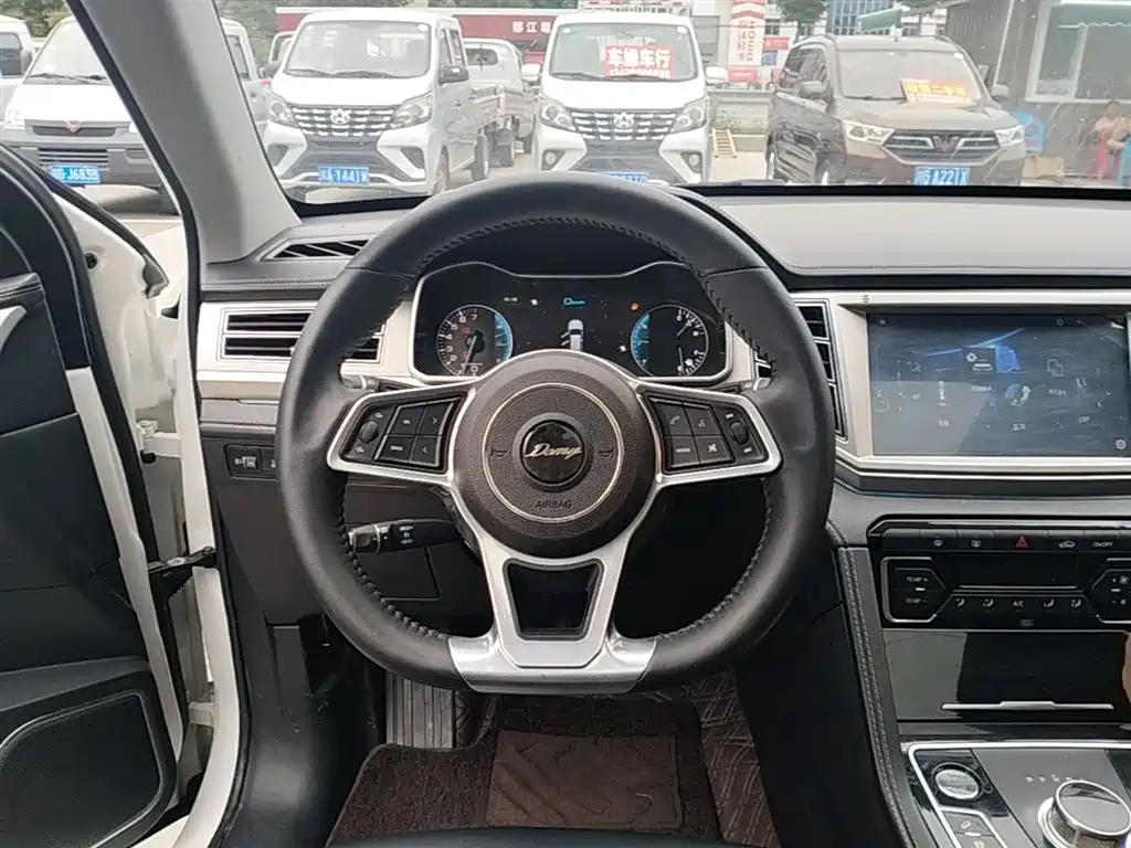 Zotye X7 — фото 11