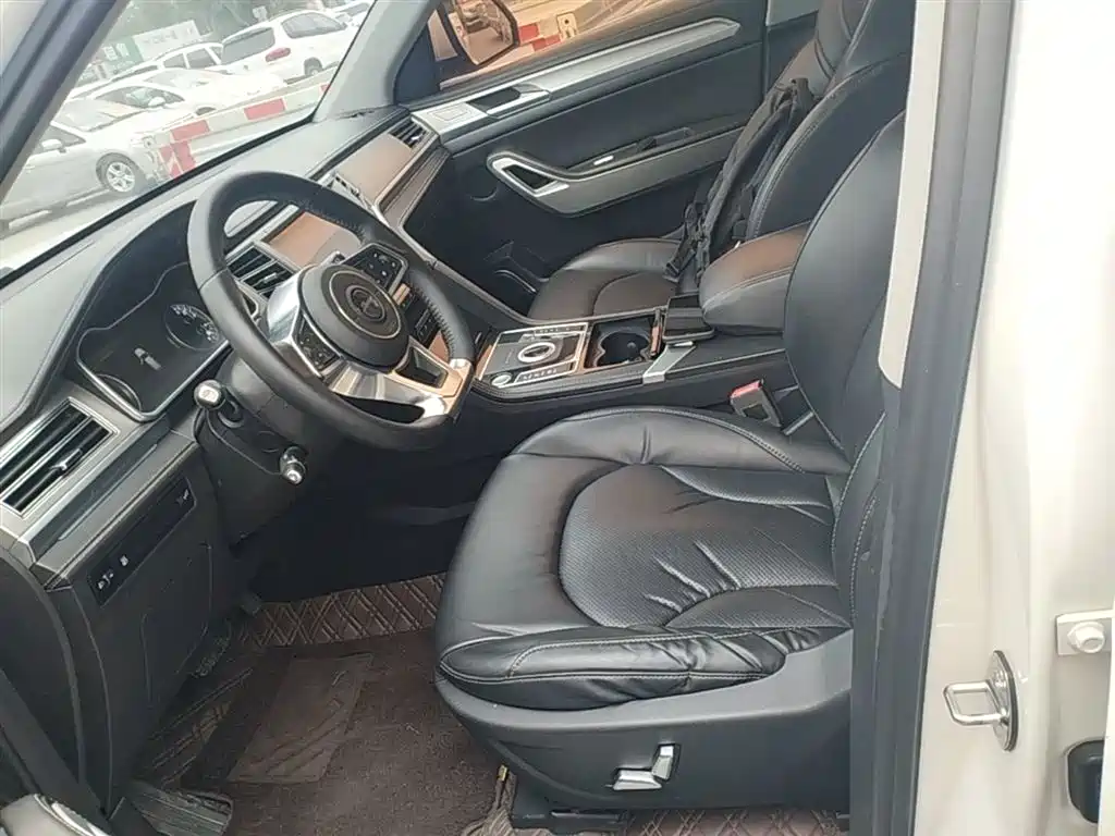 Zotye X7 — фото 15