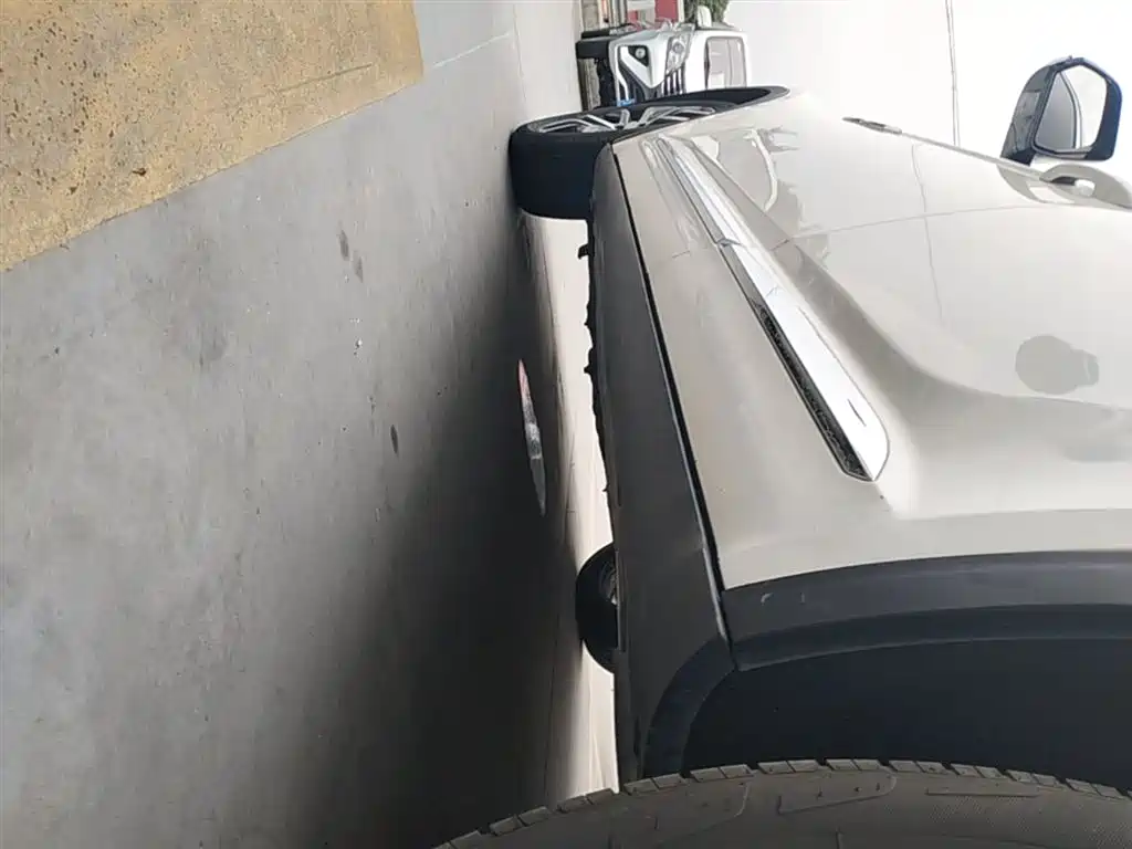 Zotye X7 — фото 22