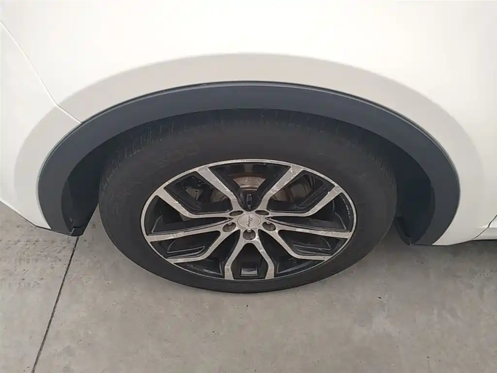 Zotye X7 — фото 23