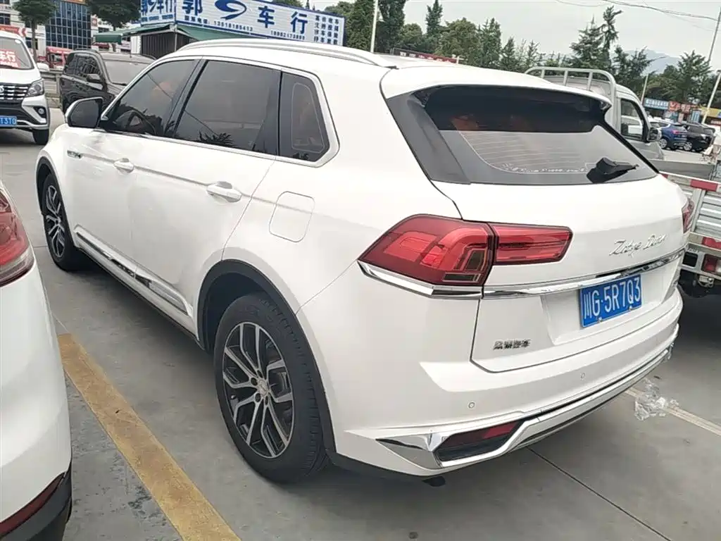 Zotye X7 — фото 5