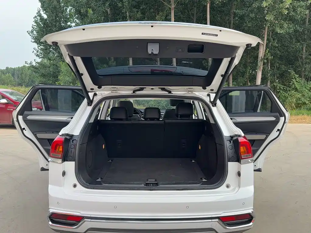 Zotye X7 — фото 21