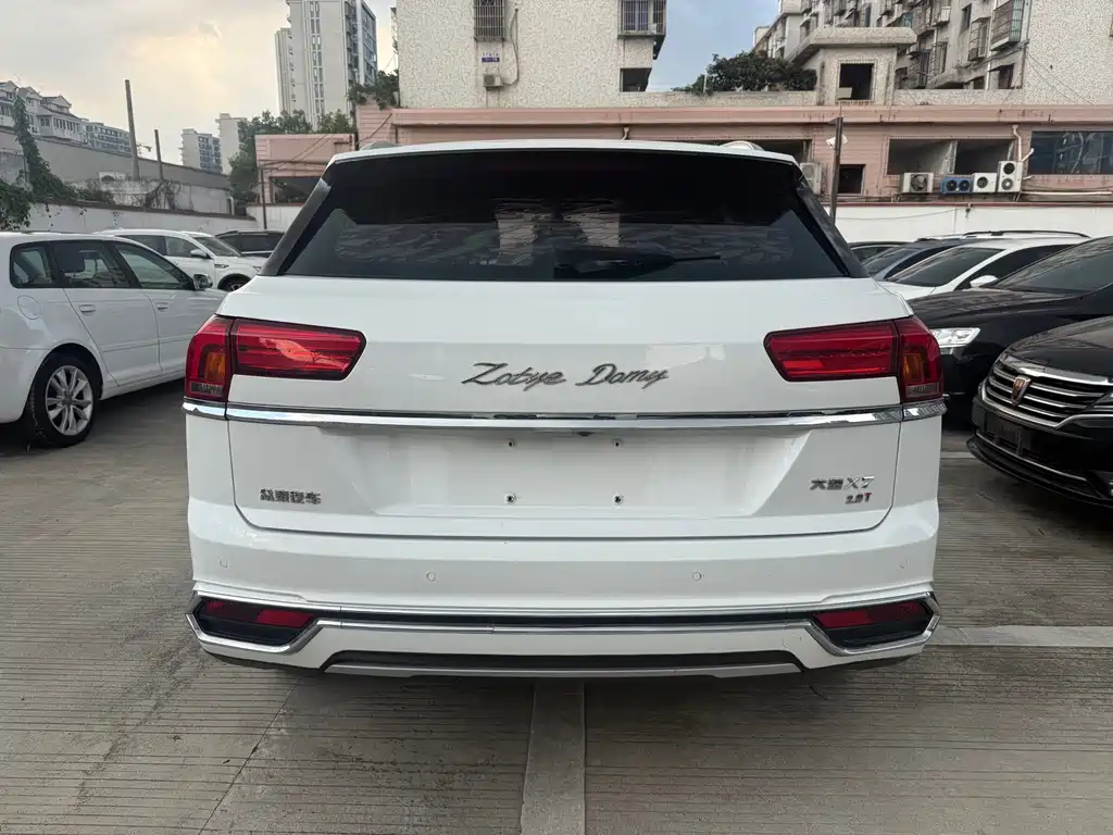 Zotye X7 — фото 10