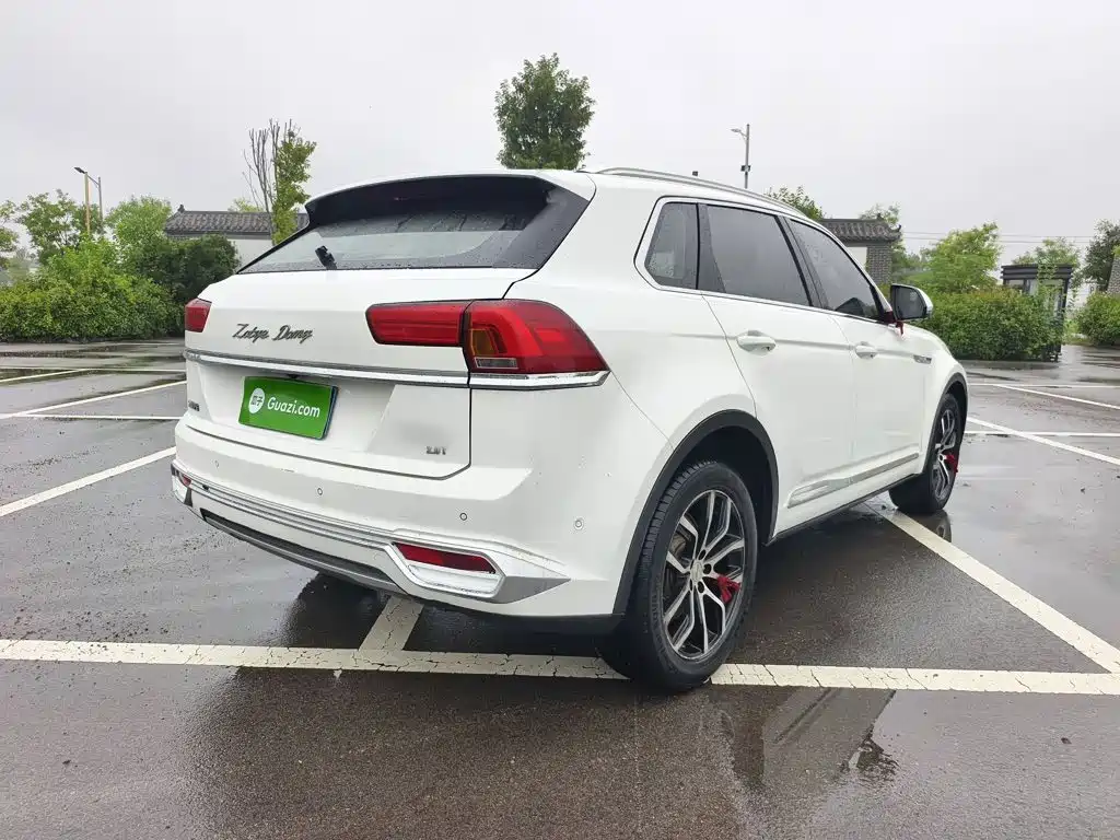 Zotye X7 — фото 5
