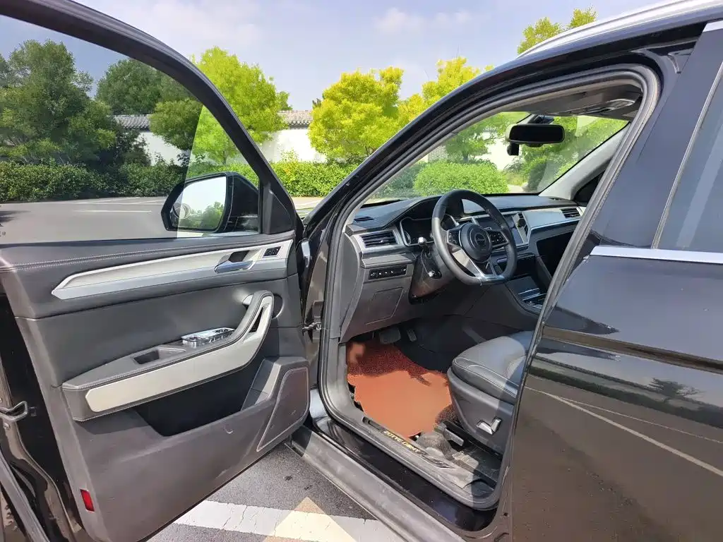Zotye X7 — фото 8