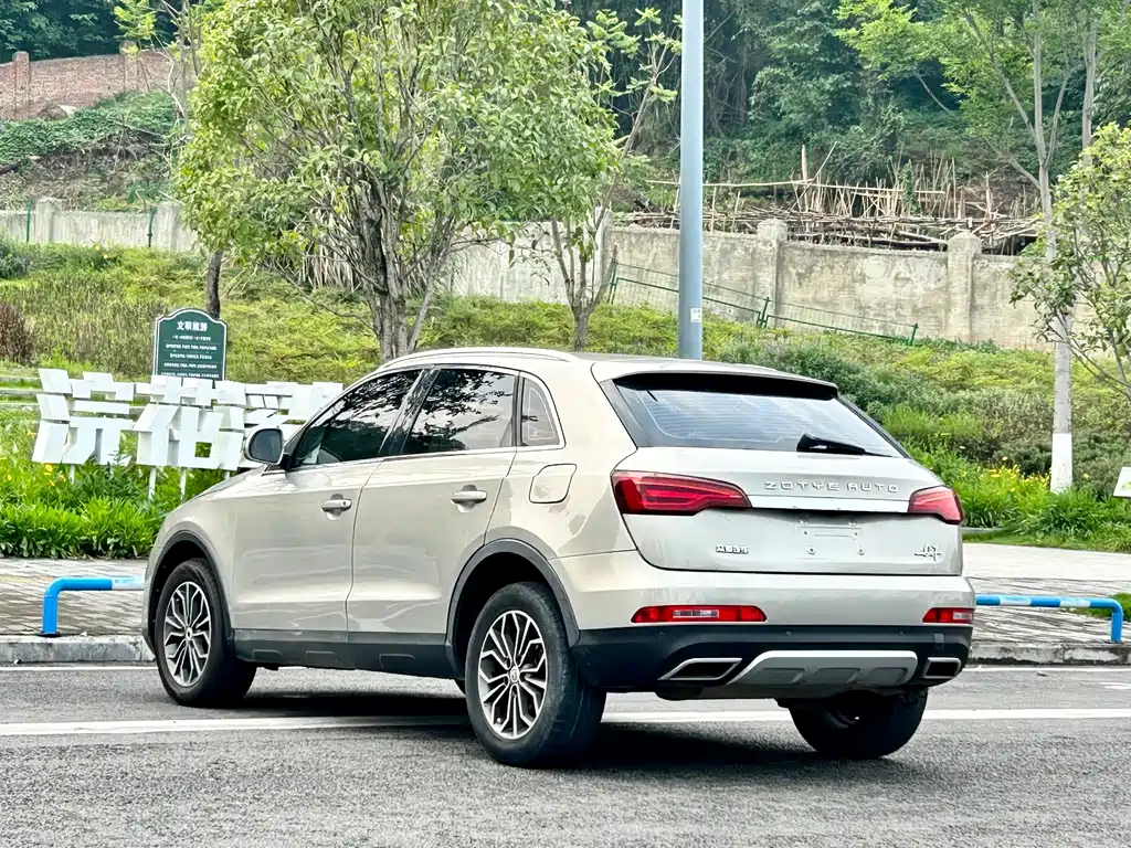 Zotye Zotye SR7 — фото 11