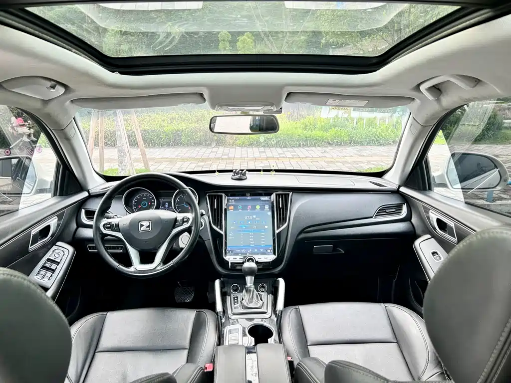 Zotye Zotye SR7 — фото 15