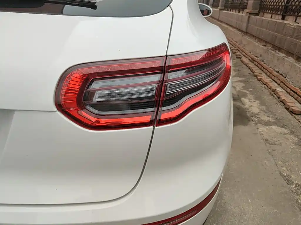 Zotye Zotye SR9 — фото 8