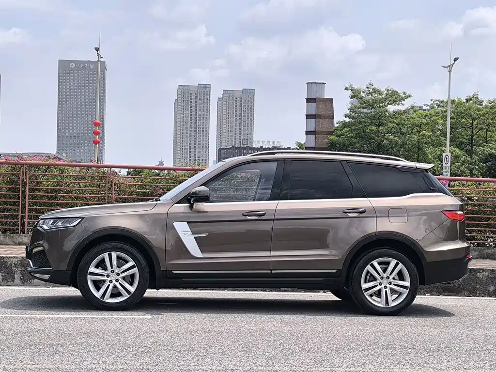 Zotye Zotye T800 — фото 8