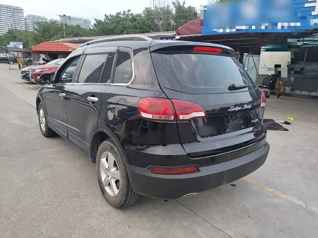 Zotye X5 — фото 5