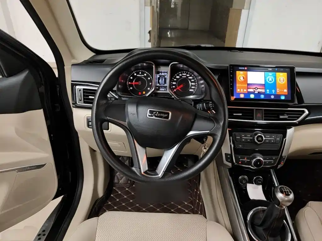 Zotye X5 — фото 11