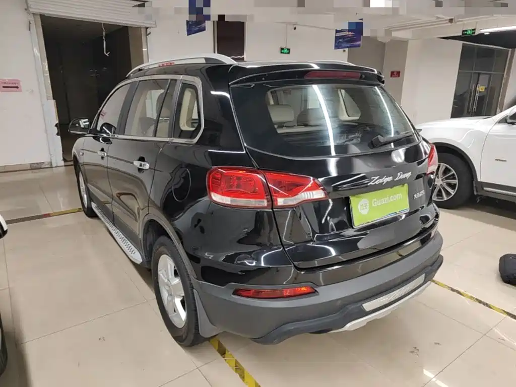 Zotye X5 — фото 5