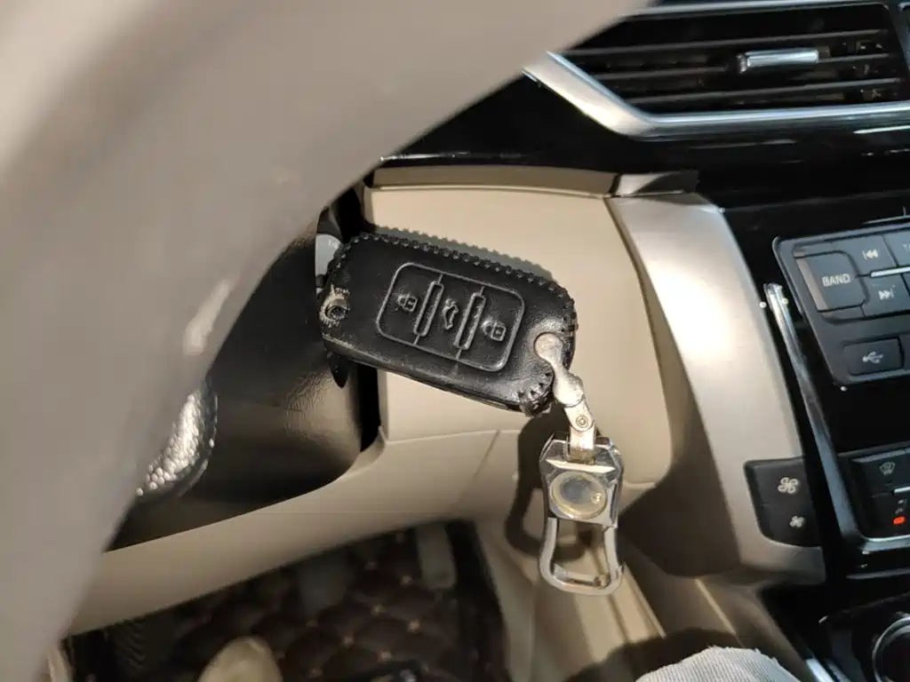 Zotye X5 — фото 9