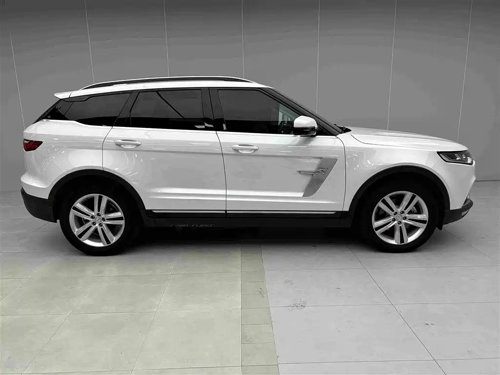 Zotye Zotye T700 — фото 3