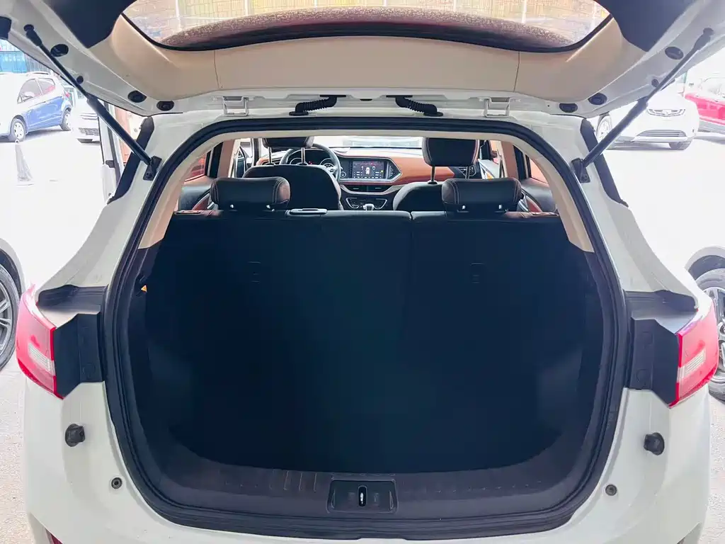 Zotye Zotye T300 — фото 17