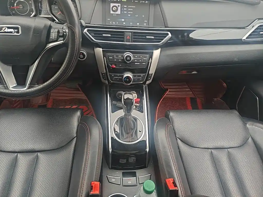 Zotye X5 — фото 14
