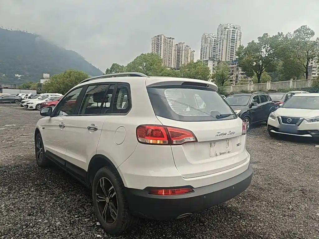 Zotye X5 — фото 5