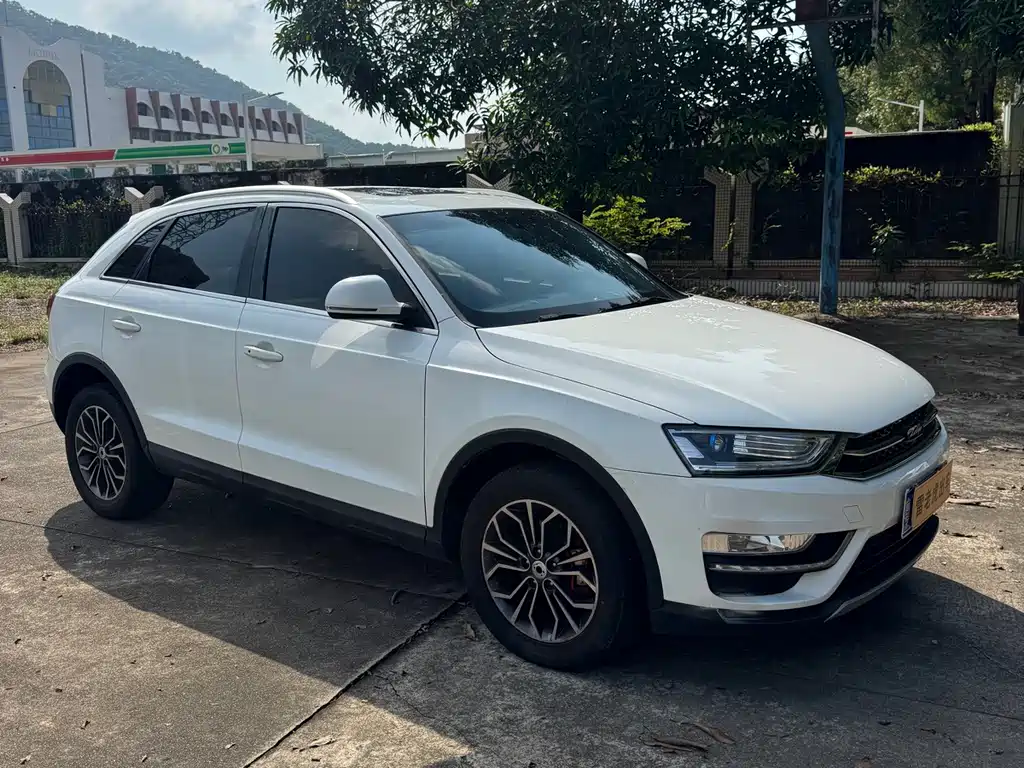 Zotye Zotye SR7 — фото 3