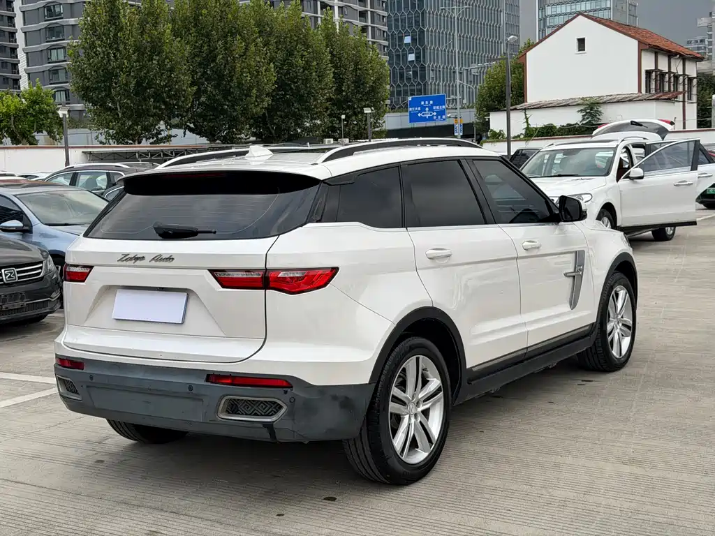 Zotye Zotye T700 — фото 6