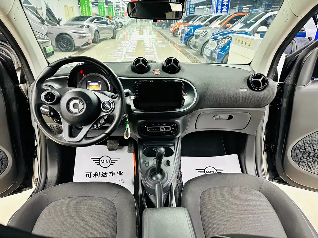 smart Smart Fortwo — фото 17