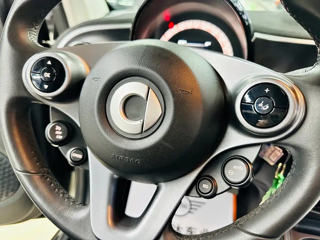 smart Smart Fortwo — фото 38
