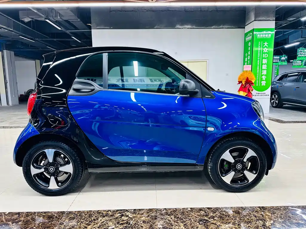 smart Smart Fortwo — фото 4