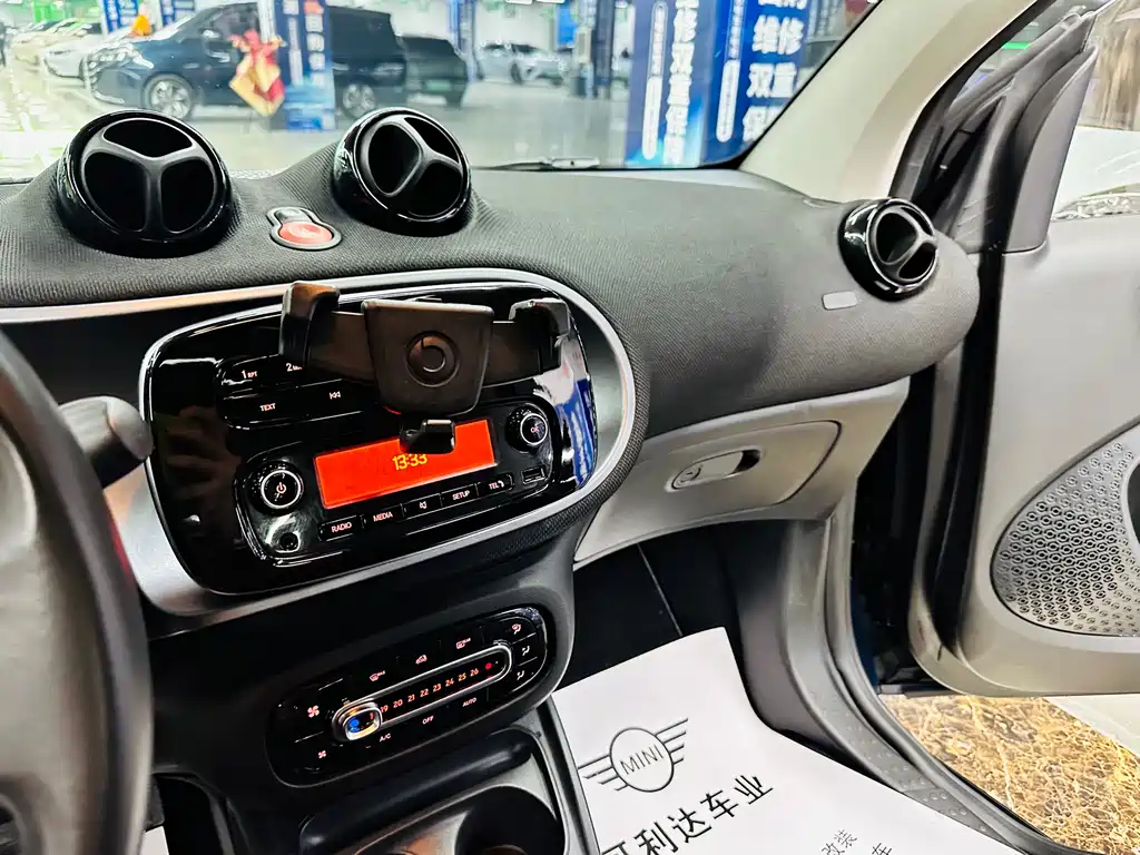 smart Smart Fortwo — фото 32