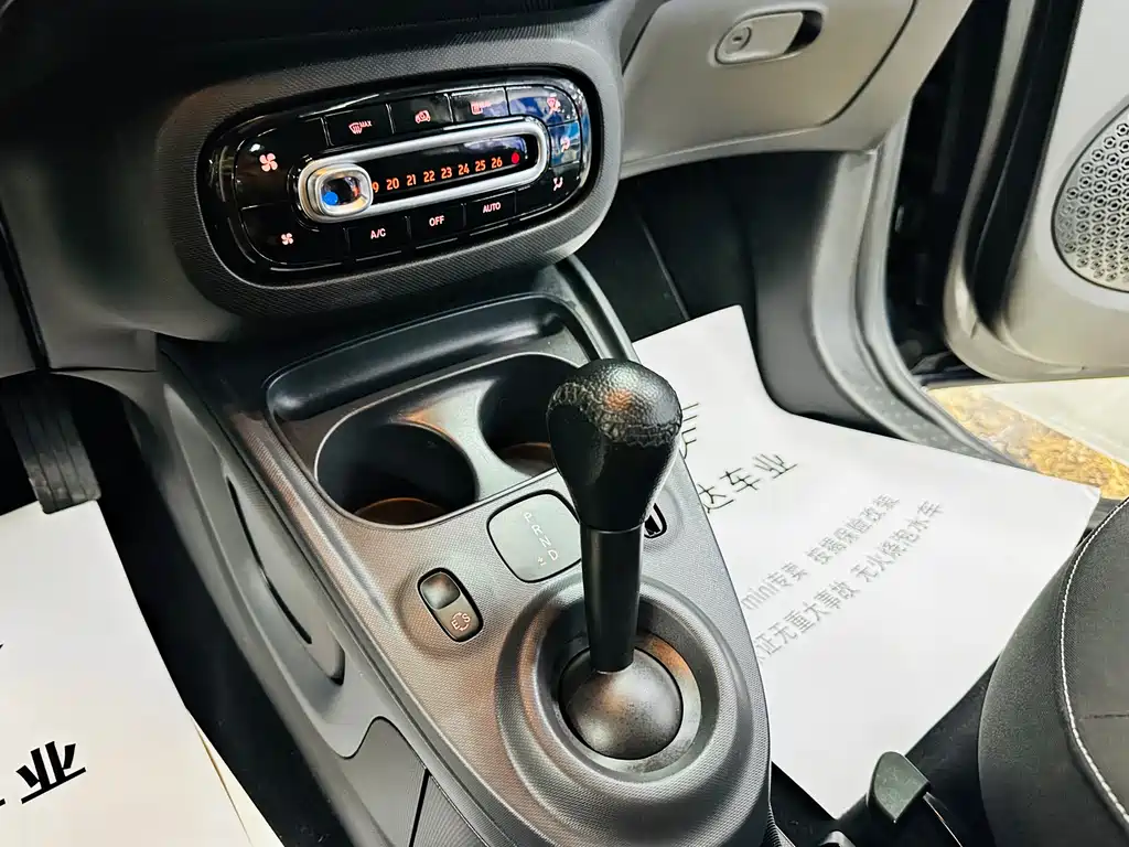 smart Smart Fortwo — фото 39