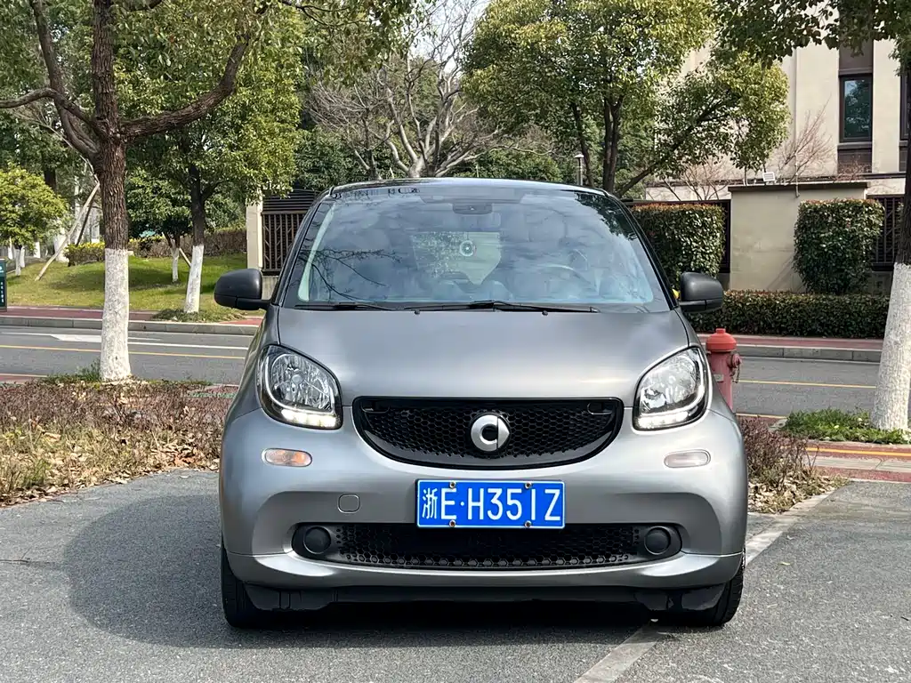 smart Smart Fortwo — фото 2