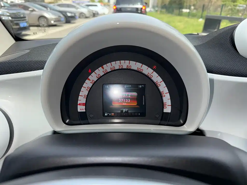 smart Smart Fortwo — фото 4