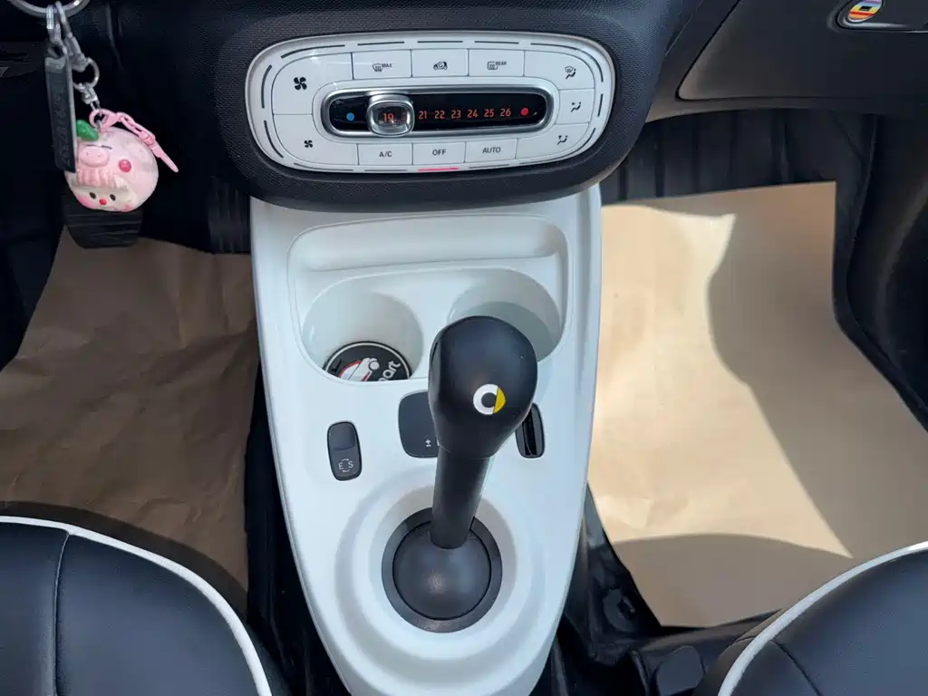 smart Smart Fortwo — фото 9