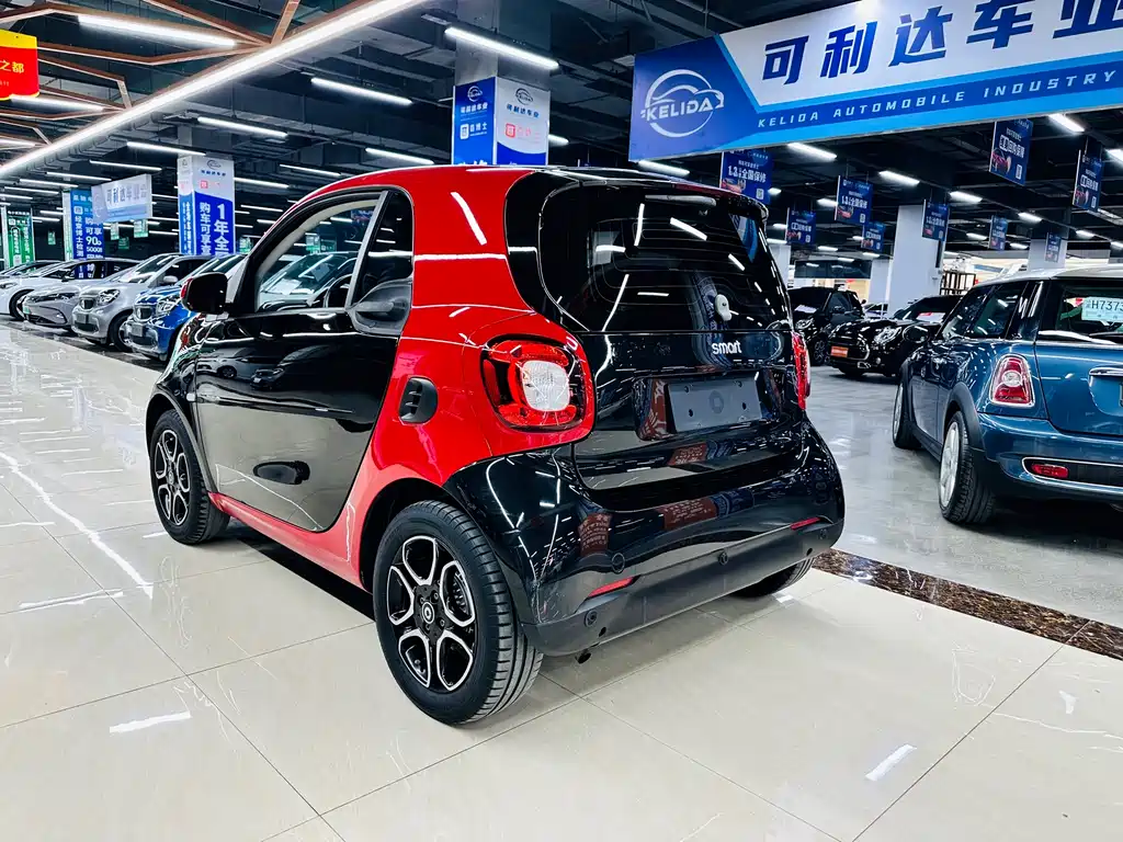 smart Smart Fortwo — фото 3