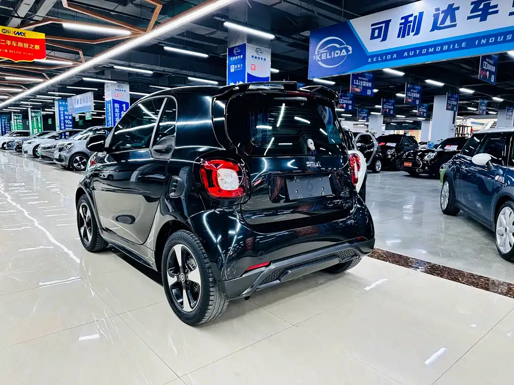 smart Smart Fortwo — фото 3