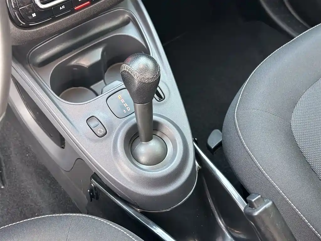 smart Smart Fortwo — фото 17