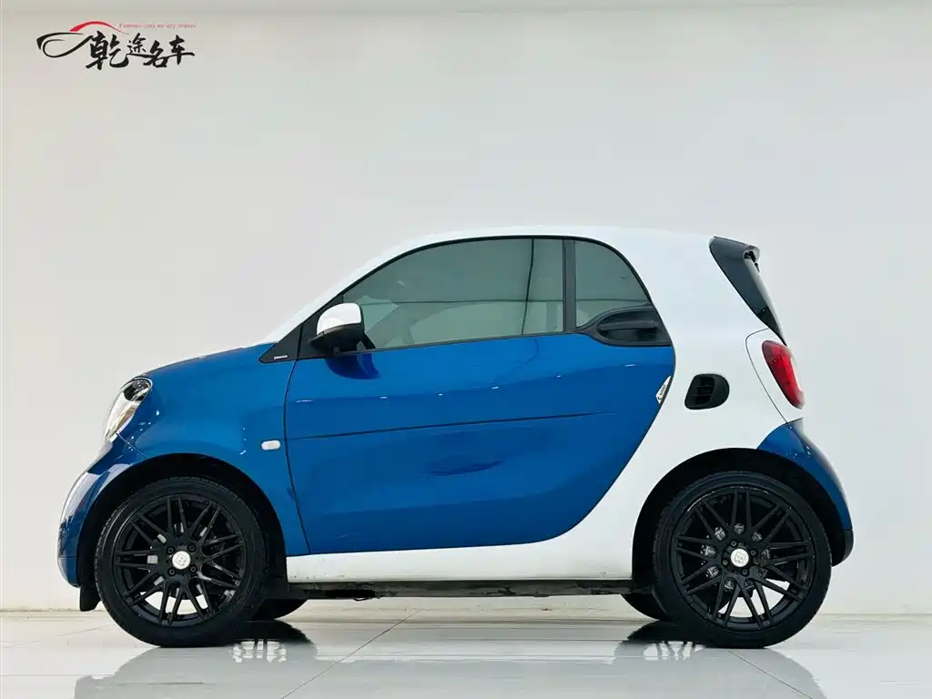 smart Smart Fortwo — фото 4