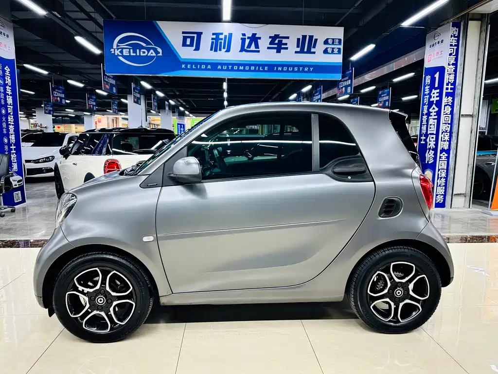 smart Smart Fortwo — фото 2