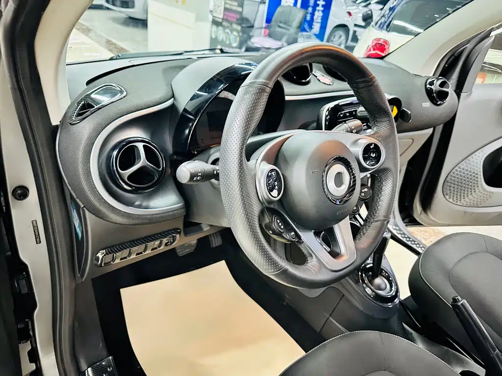smart Smart Fortwo — фото 22