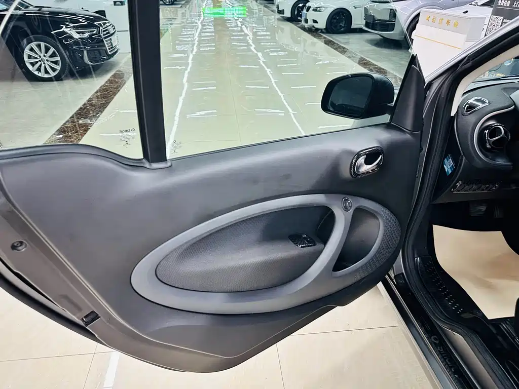 smart Smart Fortwo — фото 23