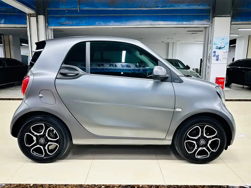 smart Smart Fortwo — фото 5