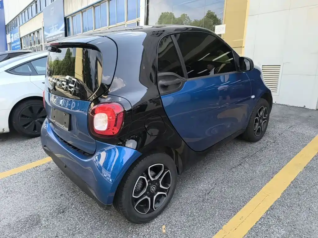 smart Smart Fortwo — фото 7