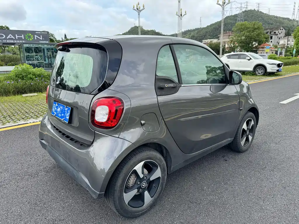 smart Smart Fortwo — фото 5