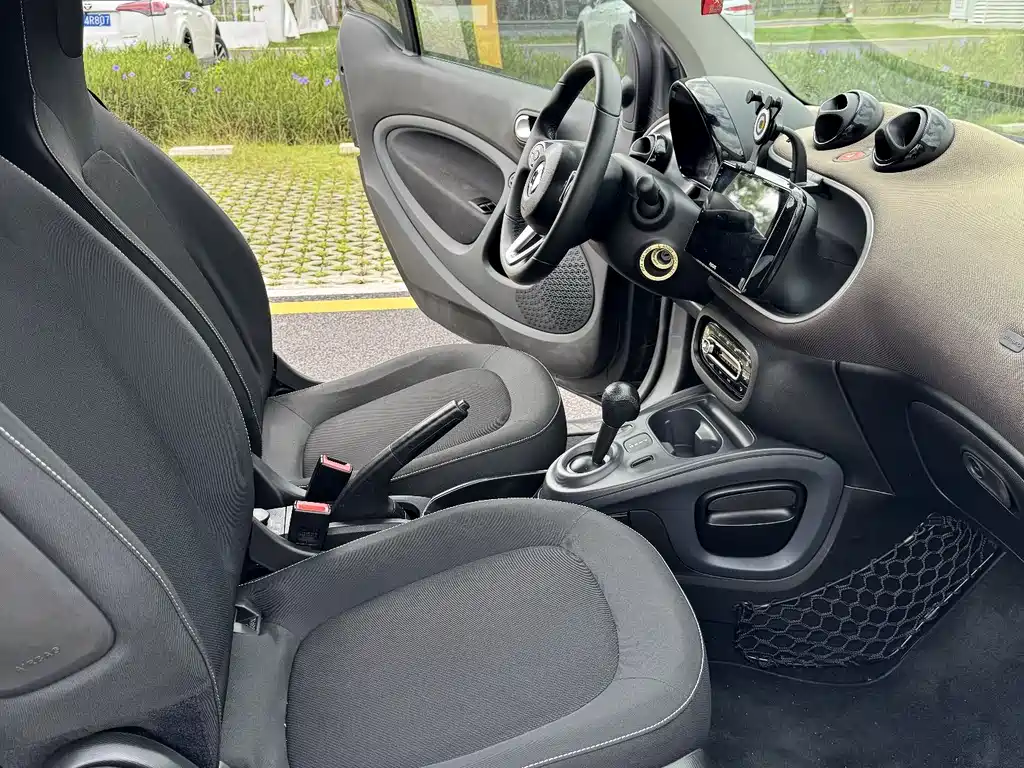 smart Smart Fortwo — фото 10