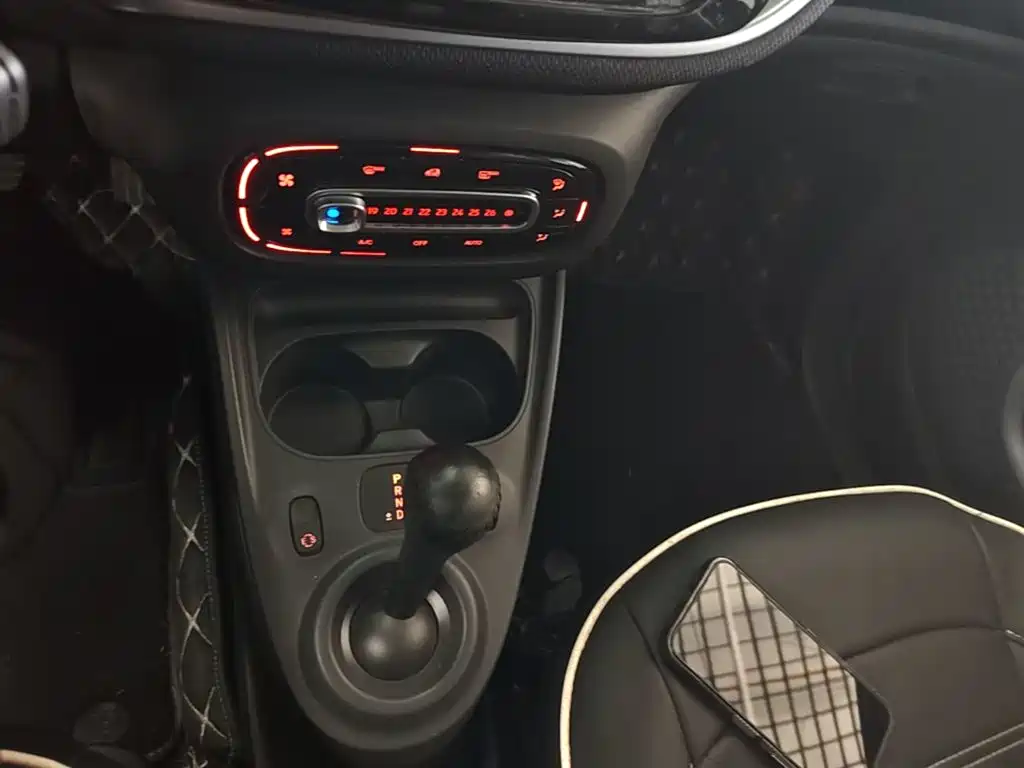 smart Smart Fortwo — фото 14